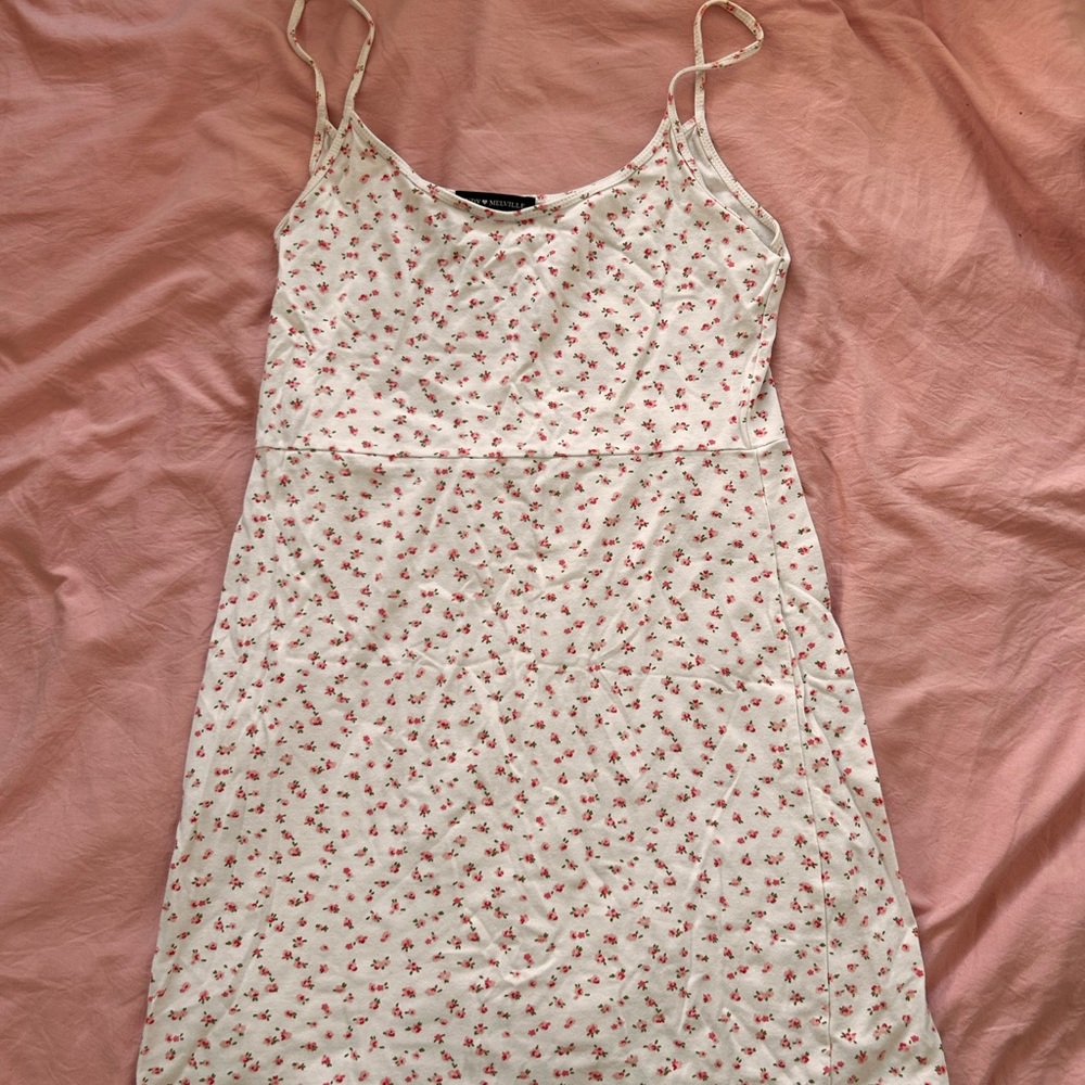 Brandy Melville floral dress